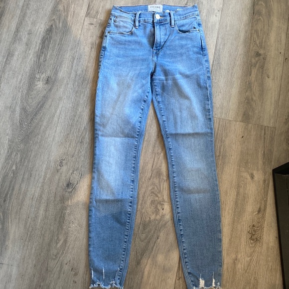 Frame Jeans - Picture 1 of 3